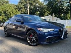 2019 Alfa Romeo Giulia 