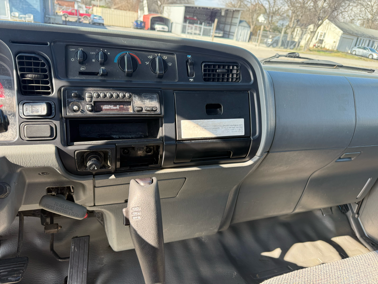 Mitsubishi FUSO  2002