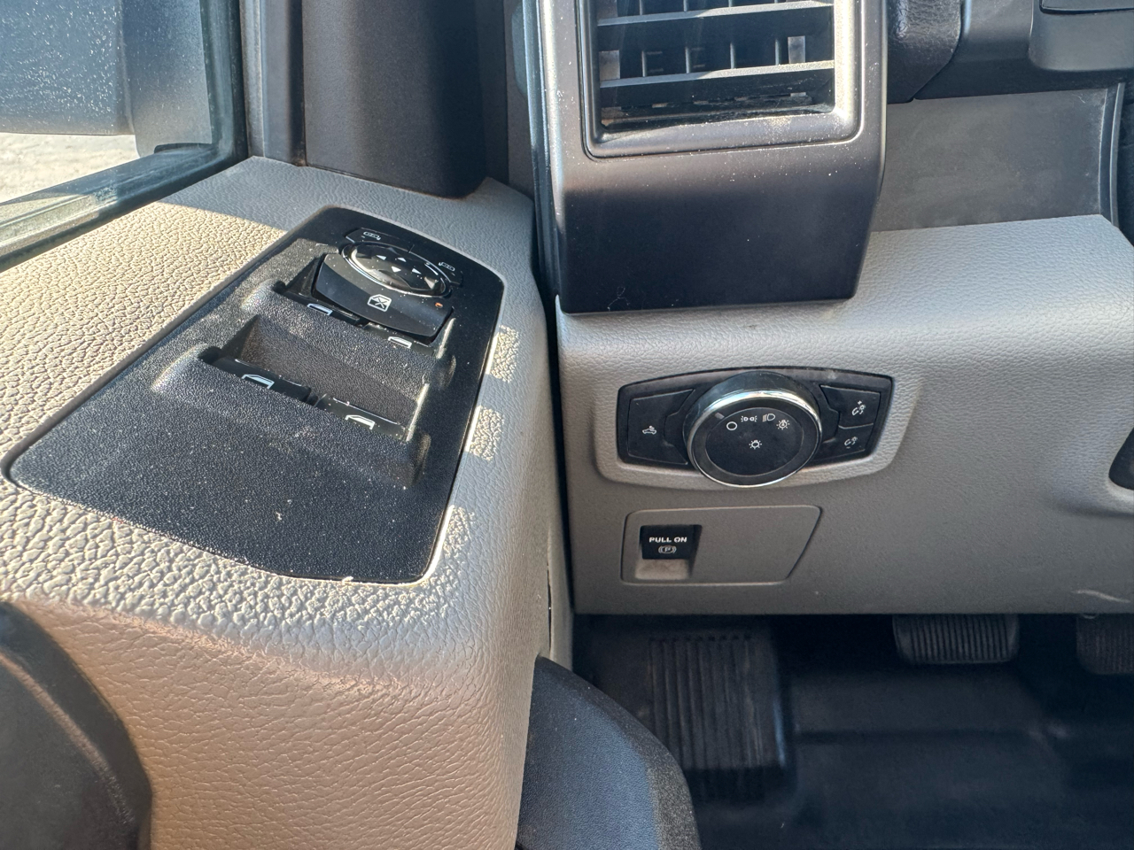 Ford F-150 XL 4WD SuperCrew 5.5' Box 2020