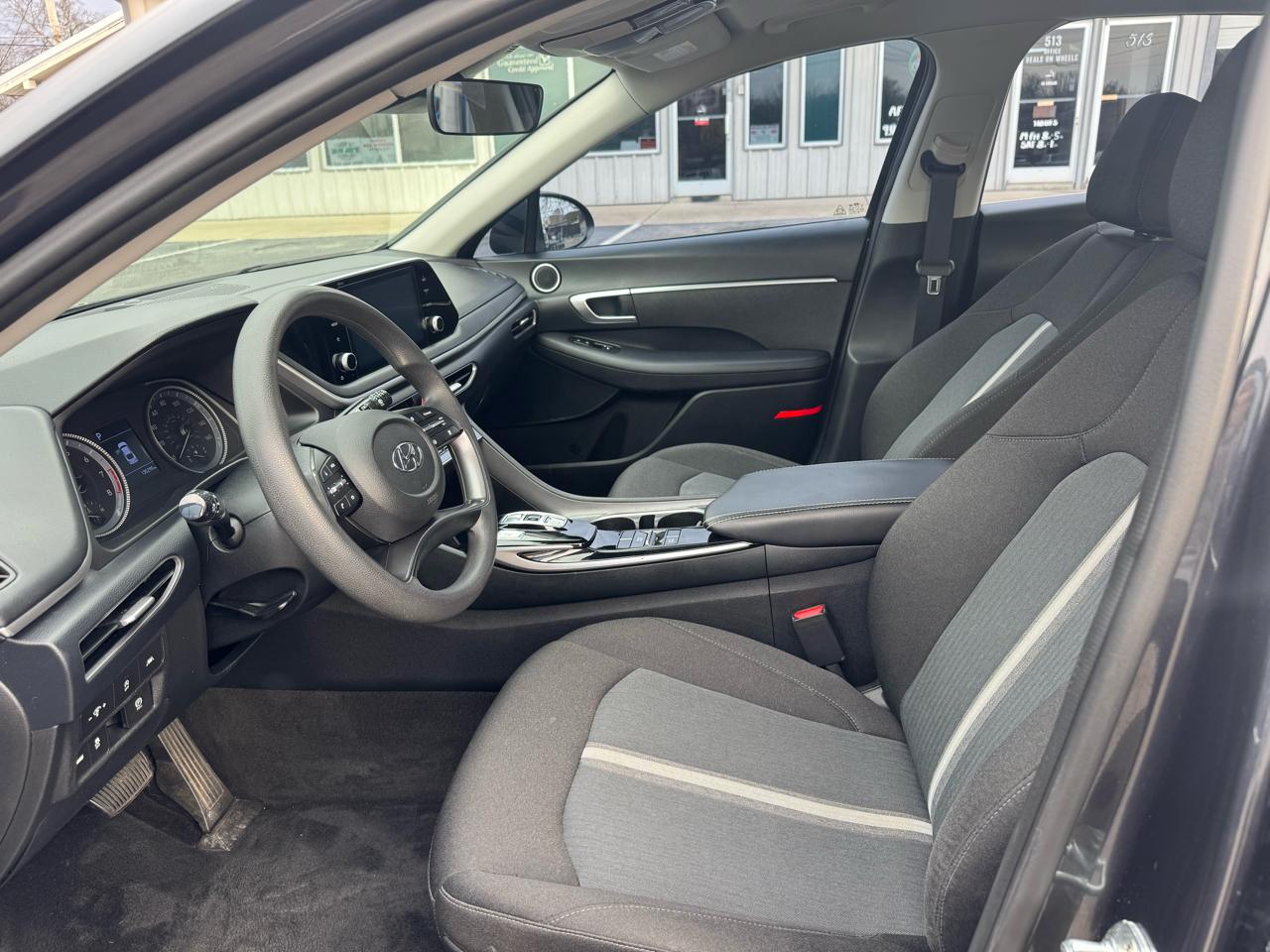 Hyundai Sonata SE 2.5L *Ltd Avail* 2022