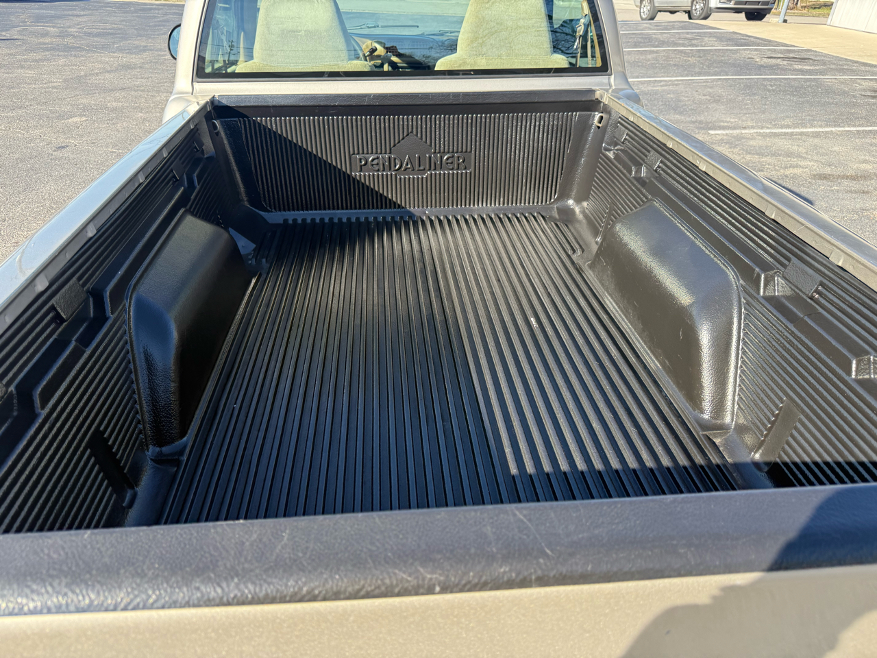 Chevrolet S-10 Reg Cab 108" WB LS 1999