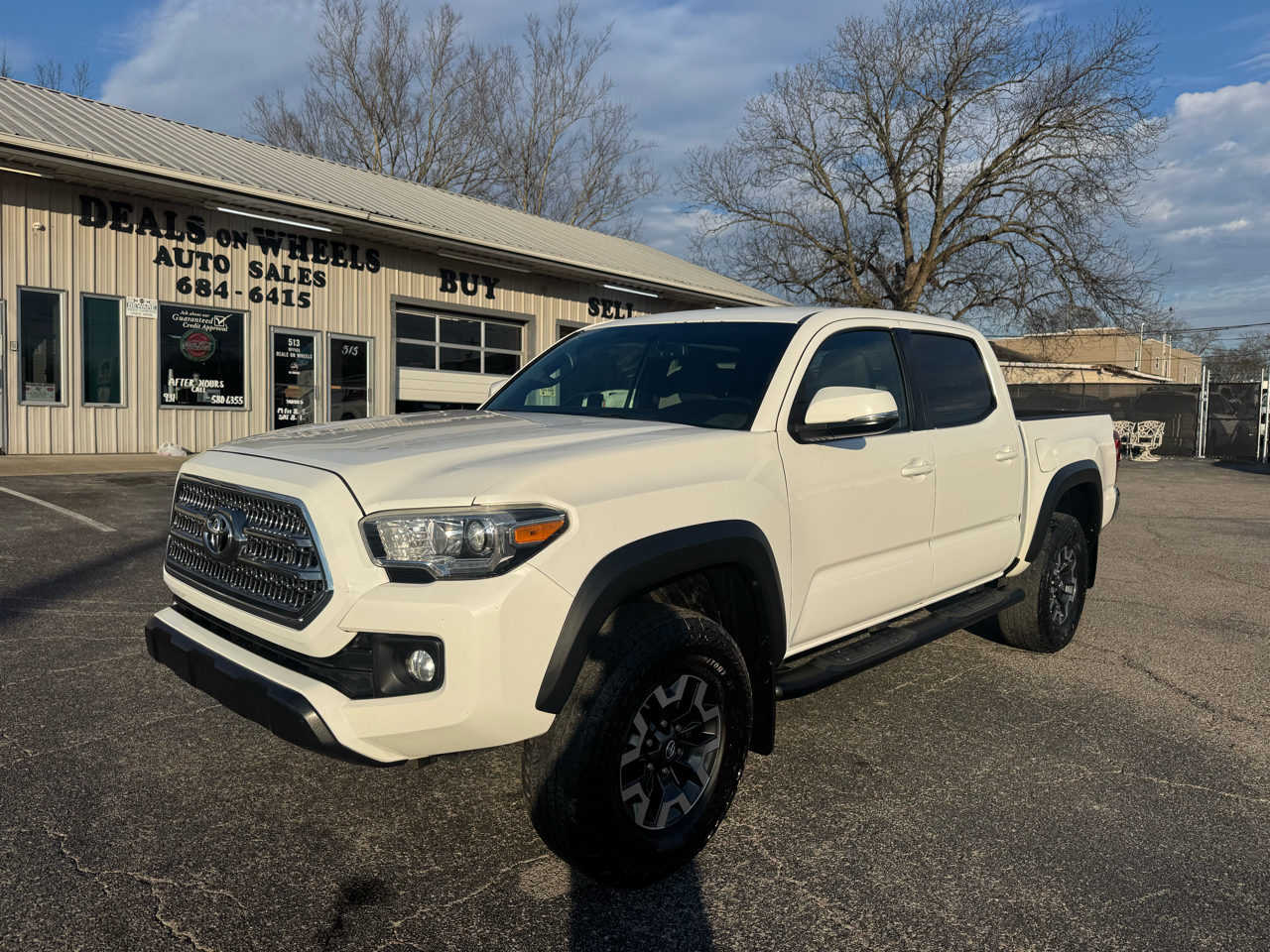 Toyota Tacoma 2WD Double Cab V6 AT TRD Off Road (Natl) 2016