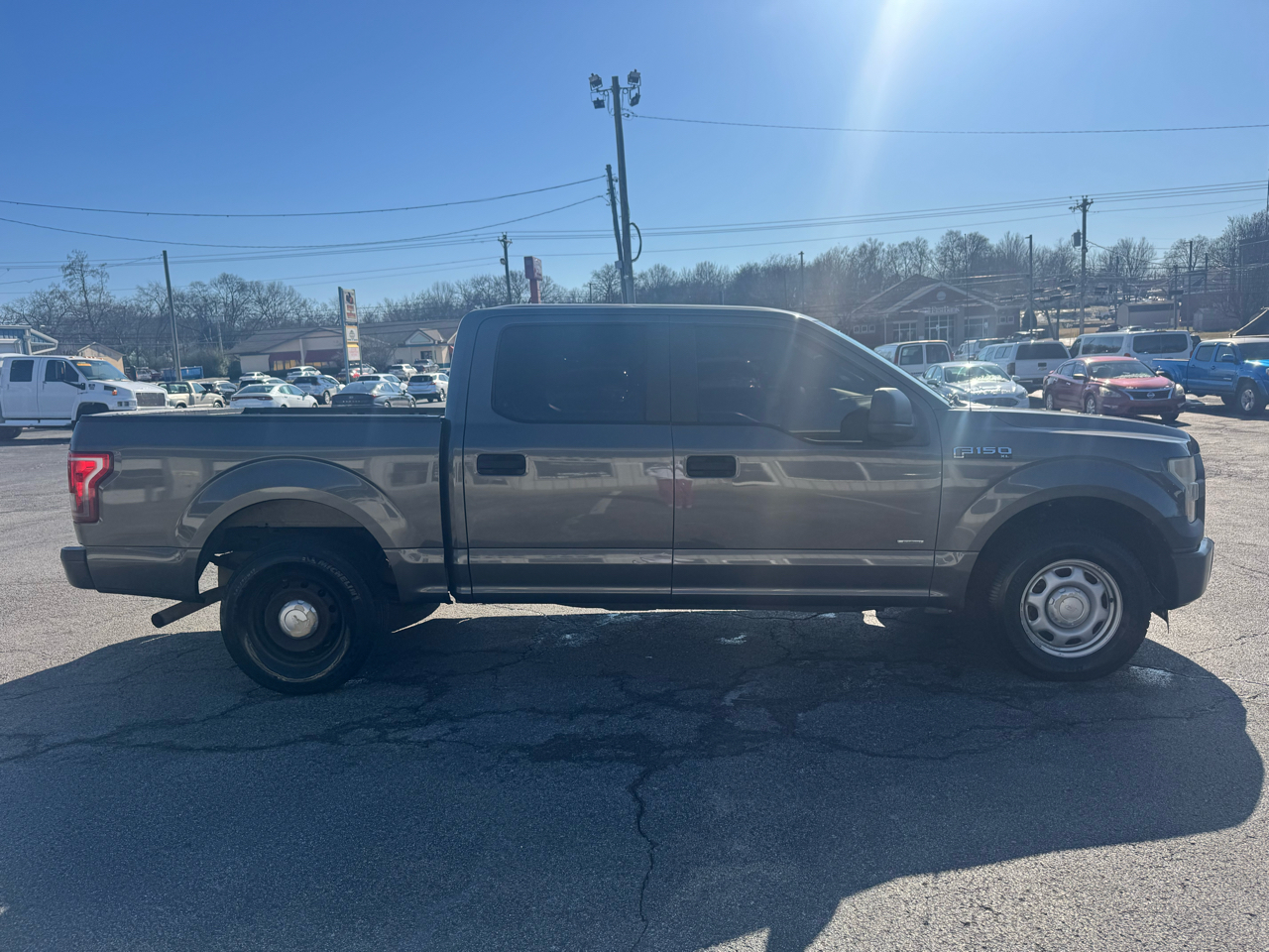 Ford F-150 2WD SuperCrew 157" XL 2015