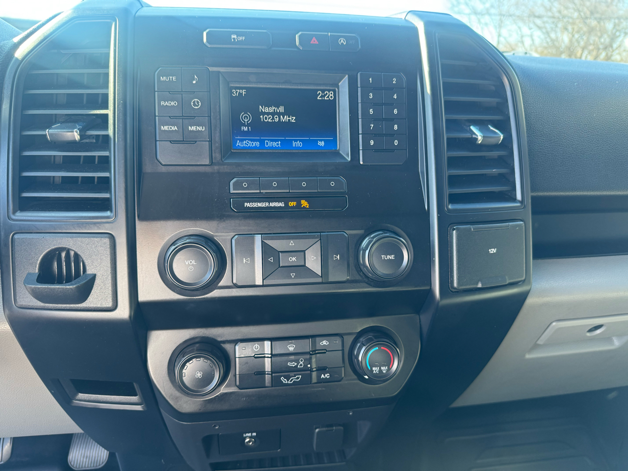 Ford F-150 2WD SuperCrew 157" XL 2015