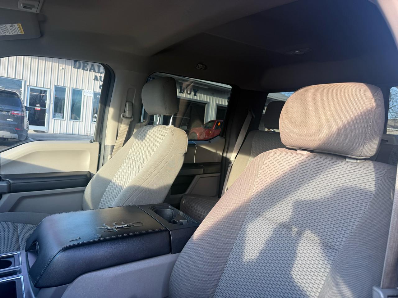 Ford F-150 XL 4WD SuperCrew 5.5' Box 2017