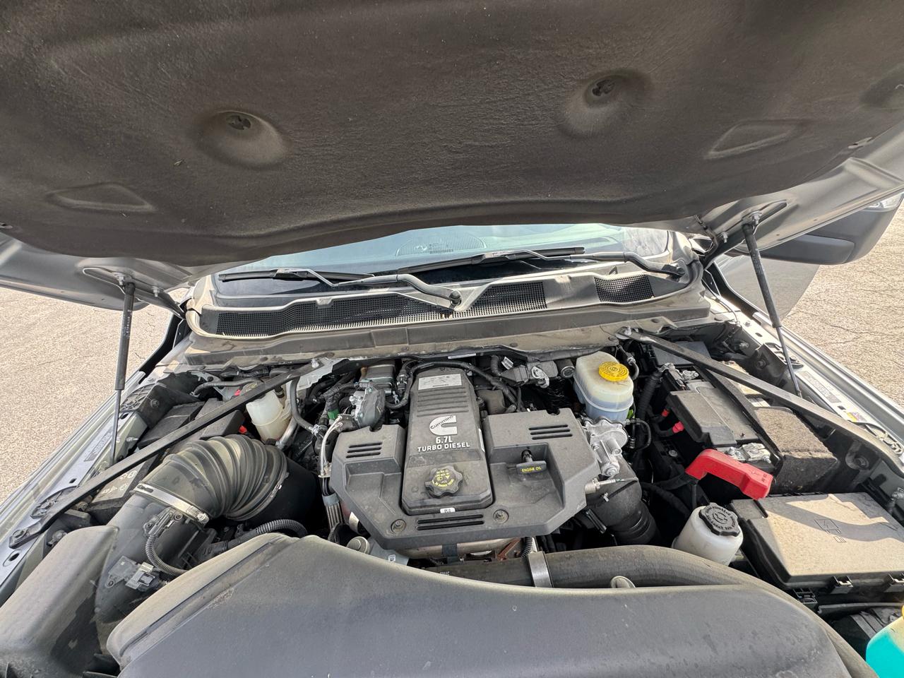 RAM 2500 Big Horn 4x4 Crew Cab 6'4" Box 2023