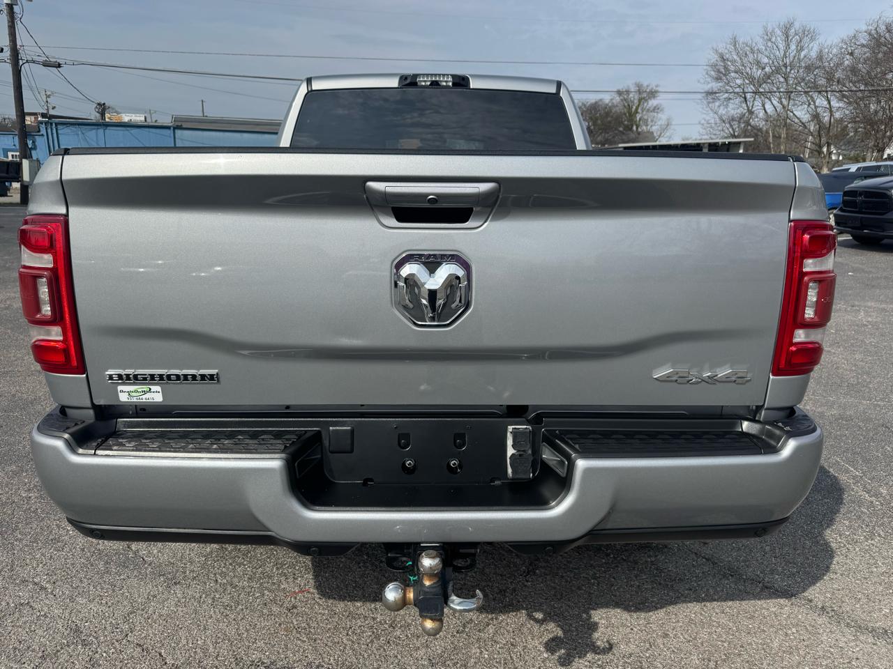 RAM 2500 Big Horn 4x4 Crew Cab 6'4" Box 2023