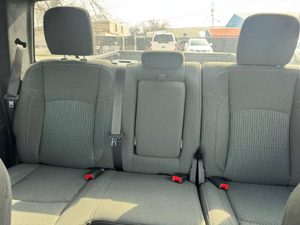 RAM 2500 Big Horn 4x4 Crew Cab 6'4" Box 2023