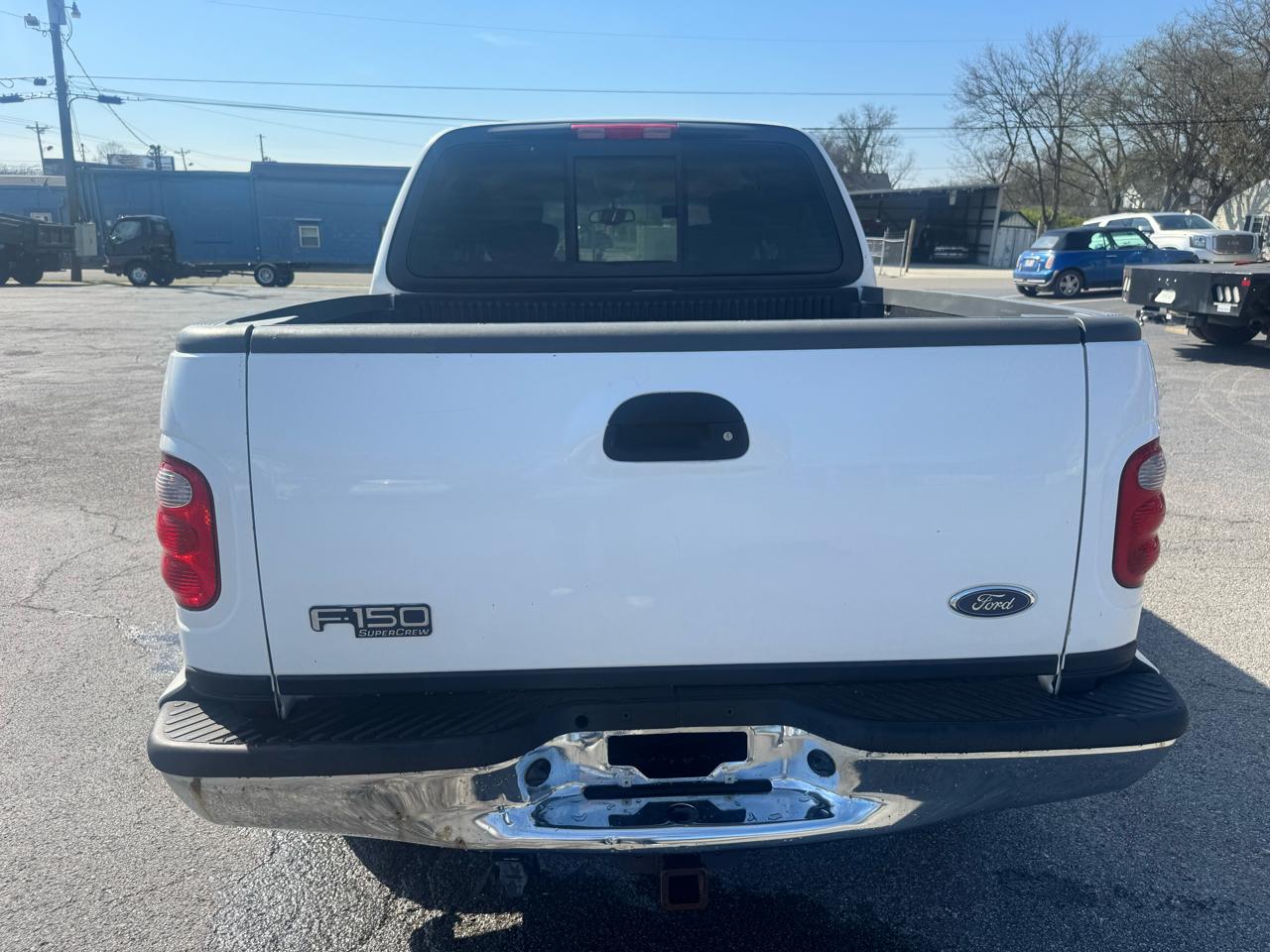 Ford F-150 SuperCrew 139" XLT 2003