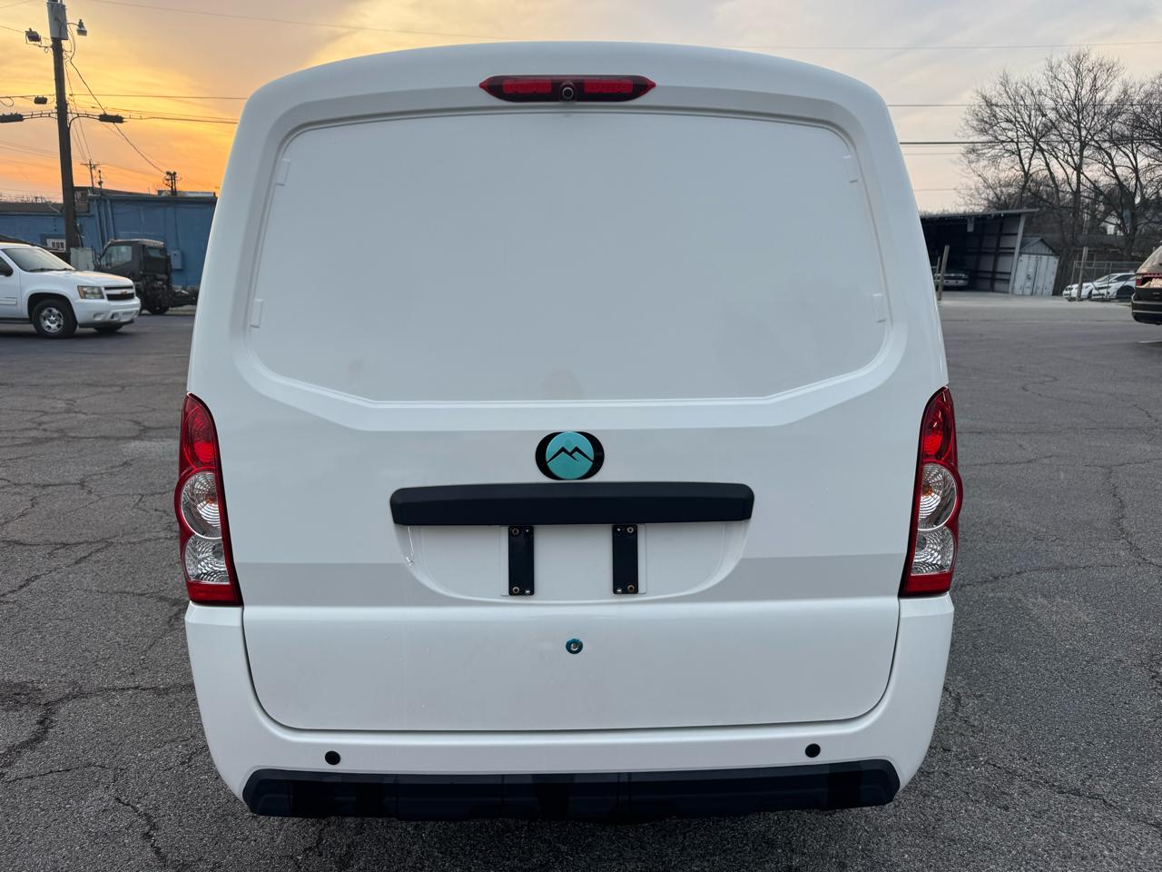 Mullen Cargo Van  2024