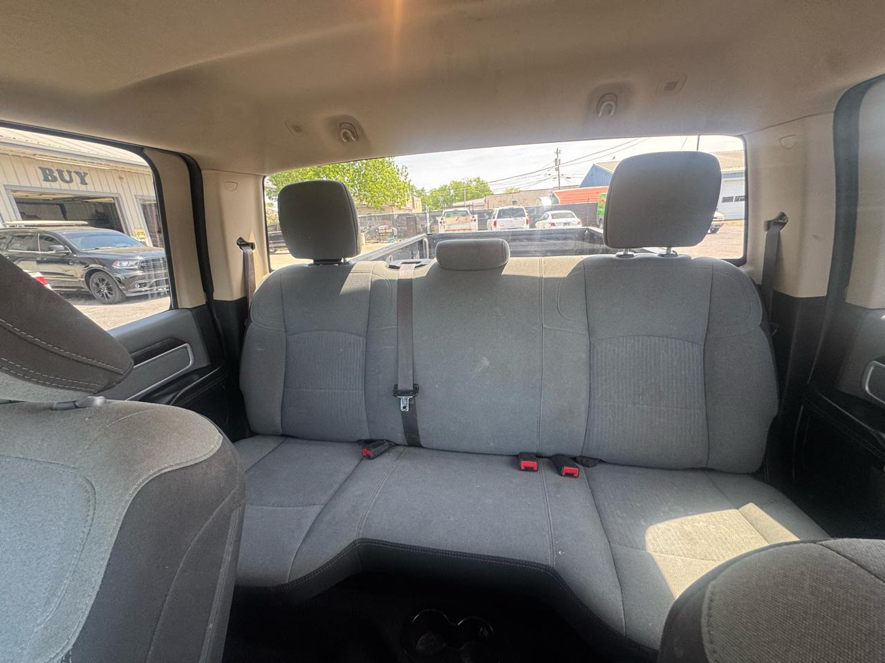 RAM 3500 Big Horn 4x4 Crew Cab 8' Box 2020