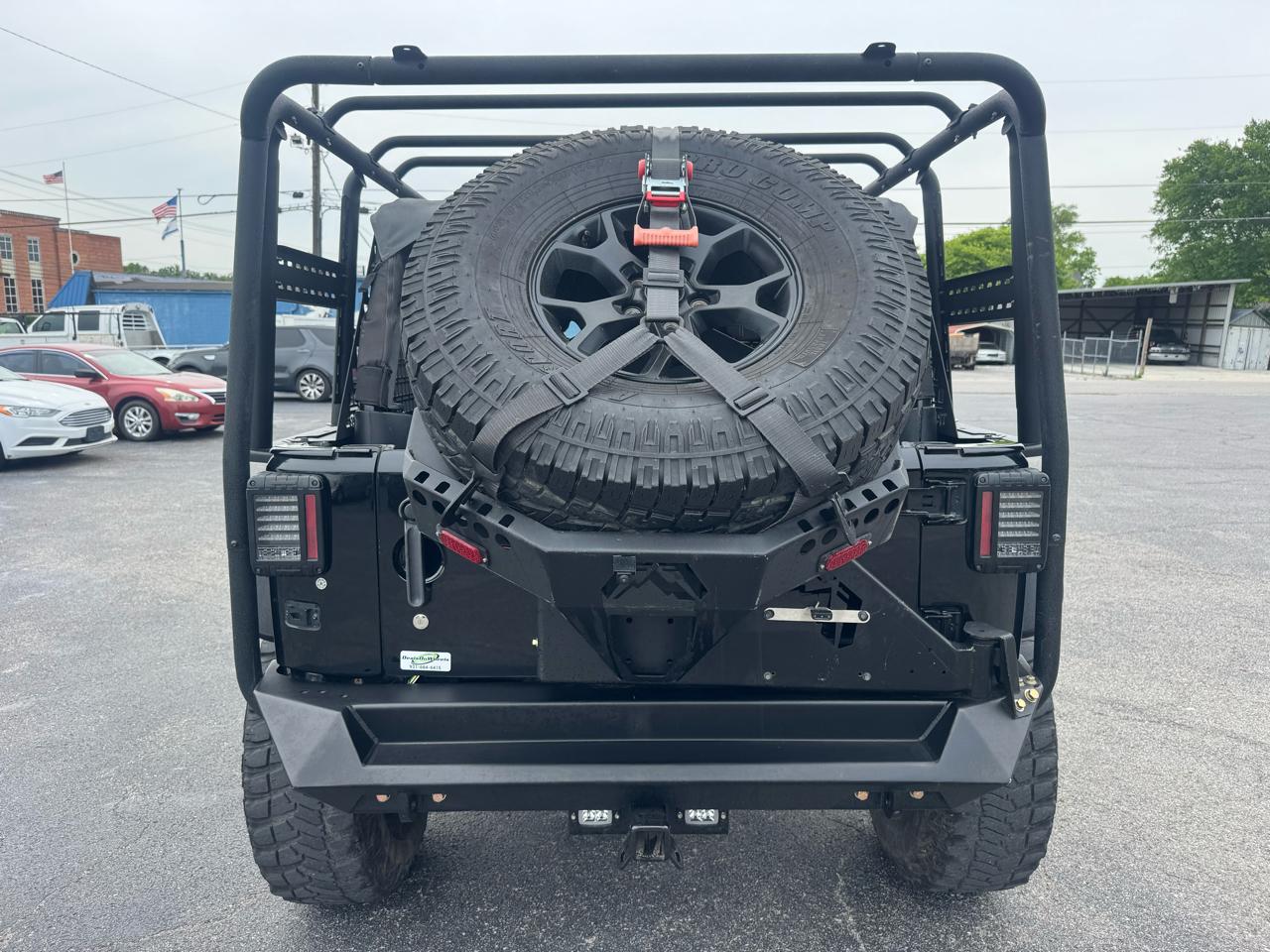 Jeep Wrangler Unlimited 4WD 4dr Sahara 2014