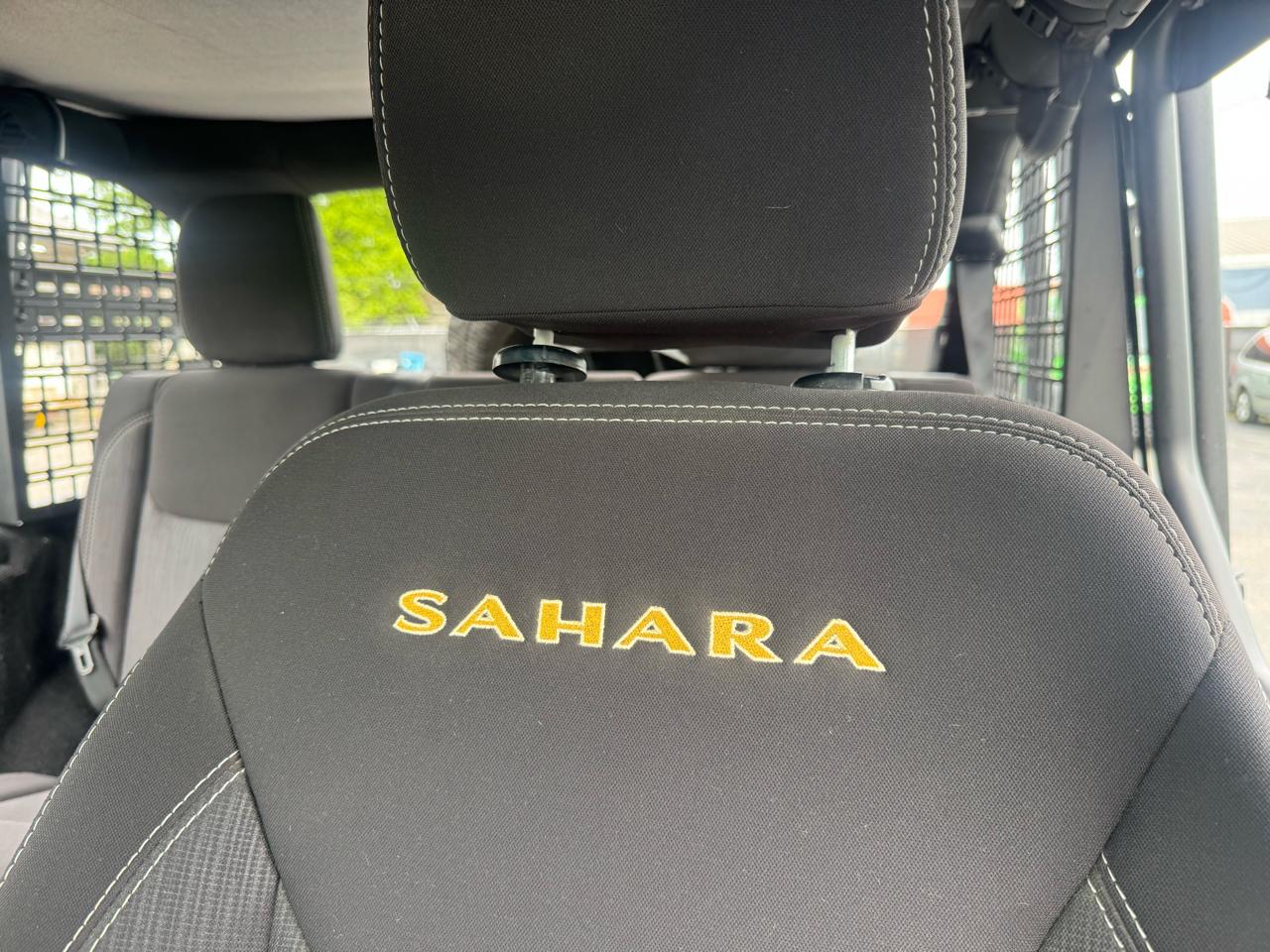 Jeep Wrangler Unlimited 4WD 4dr Sahara 2014