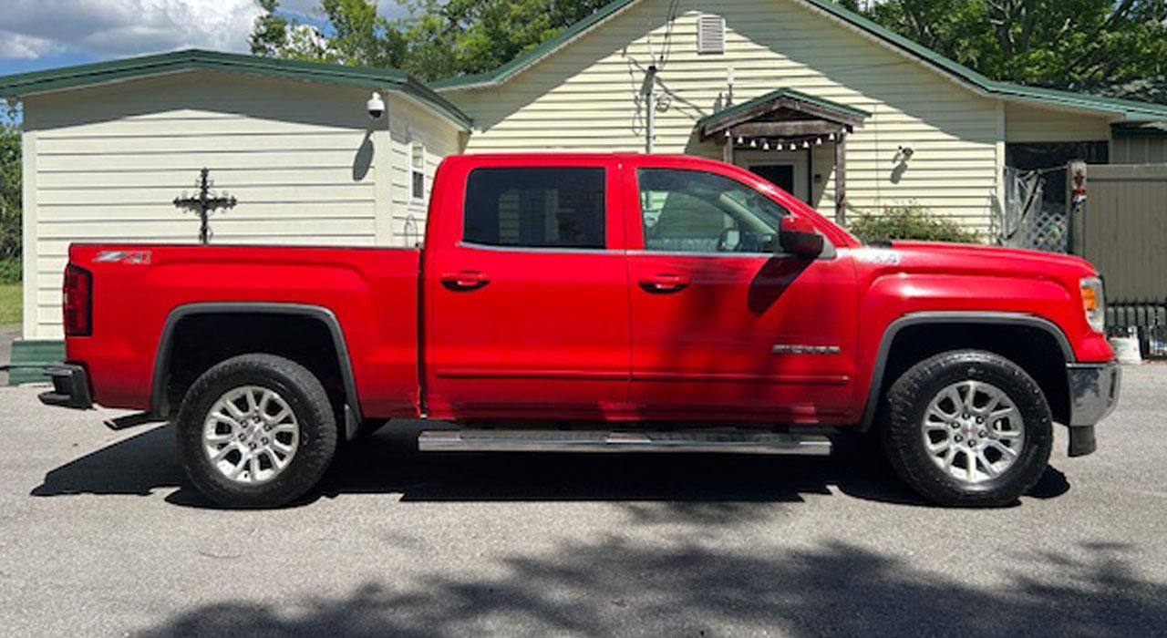 GMC Sierra 1500 4WD Crew Cab 143.5" SLE 2015