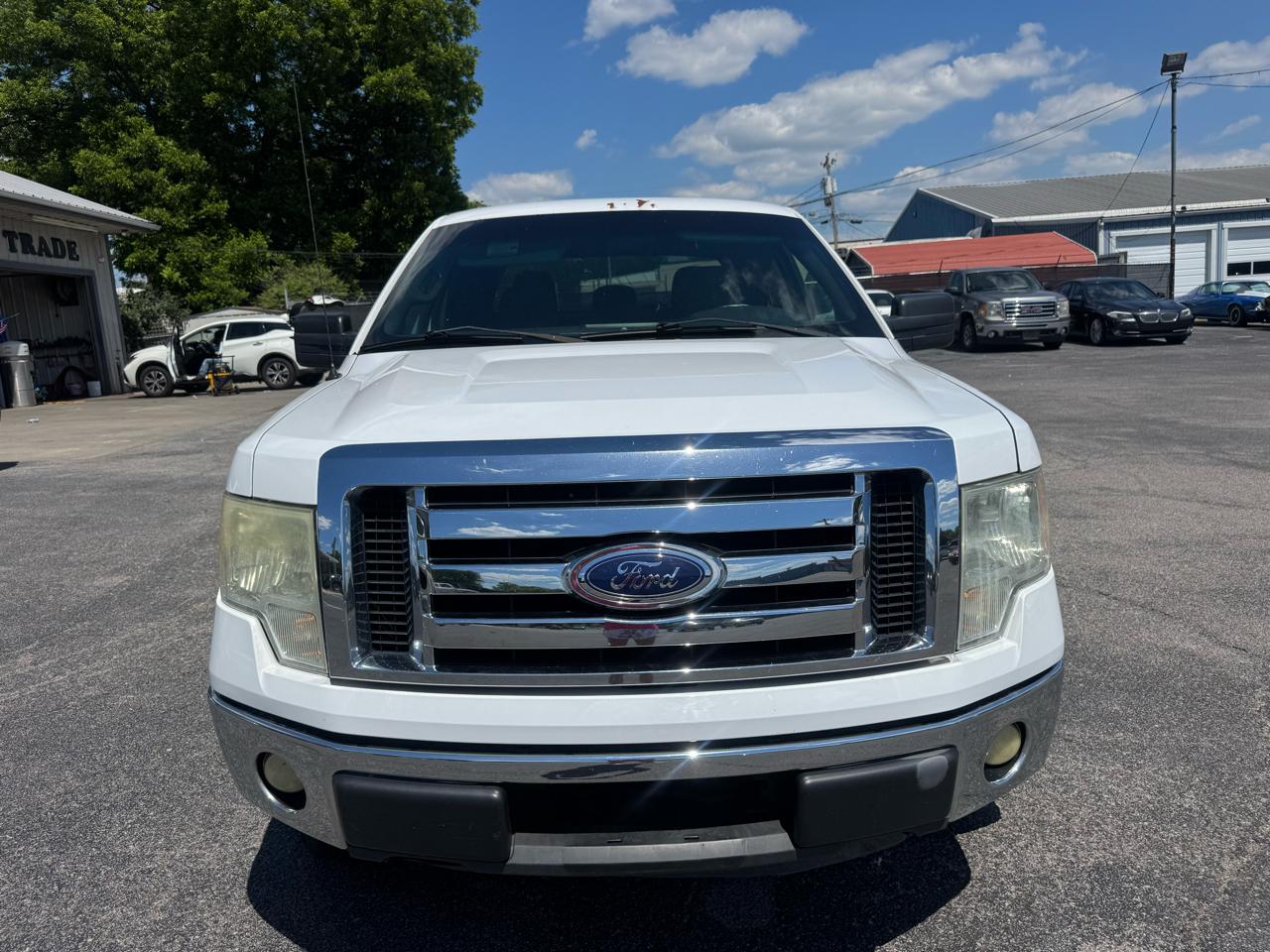 Ford F-150 2WD SuperCrew 145" XL 2011