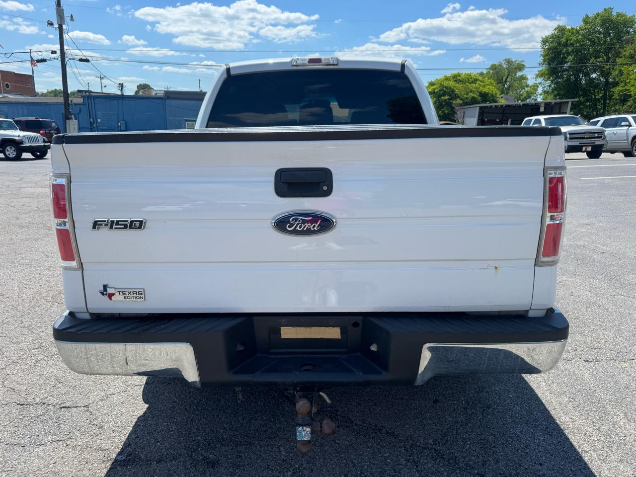 Ford F-150 2WD SuperCrew 145" XL 2011