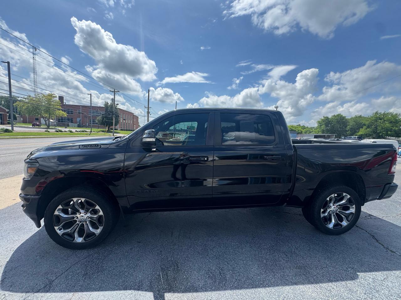 RAM 1500 Big Horn/Lone Star 4x4 Crew Cab 5'7" Box 2019