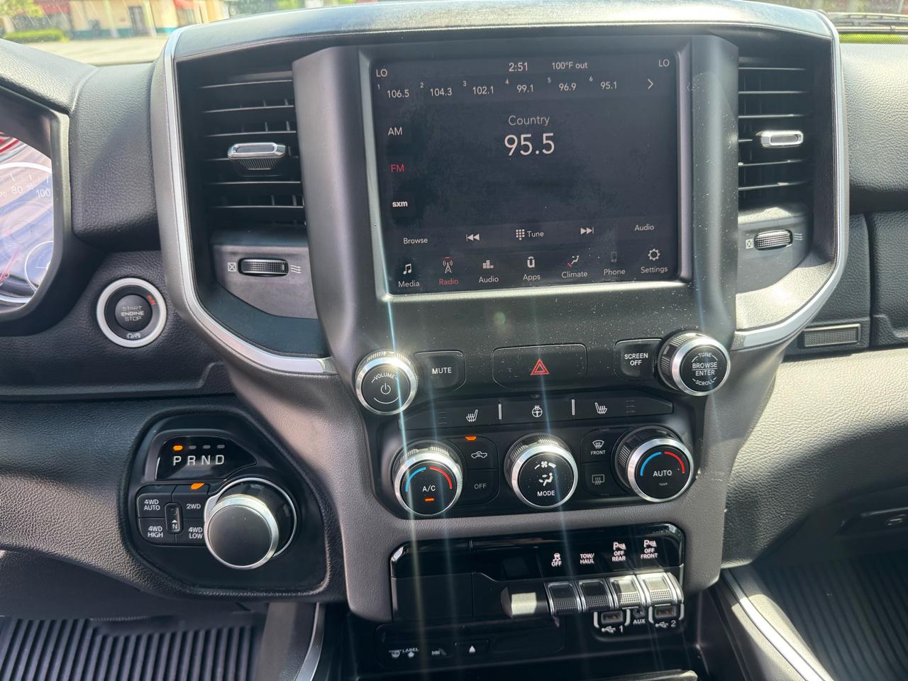 RAM 1500 Big Horn/Lone Star 4x4 Crew Cab 5'7" Box 2019