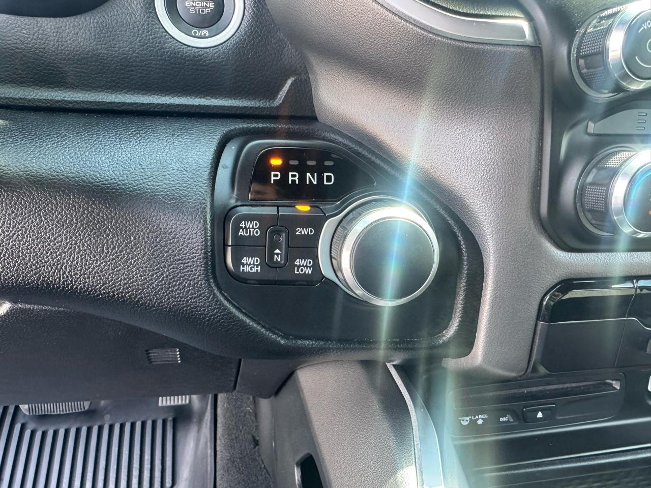 RAM 1500 Big Horn/Lone Star 4x4 Crew Cab 5'7" Box 2019