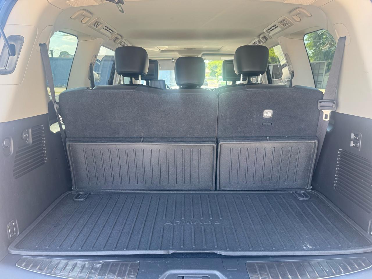 Nissan Armada 4x2 Platinum 2019