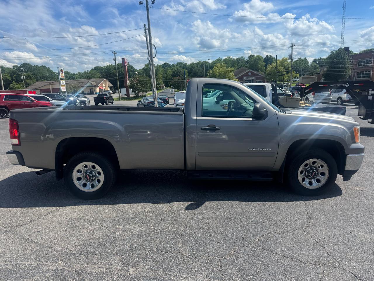 GMC Sierra 1500 2WD Reg Cab 133.0" Work Truck 2012