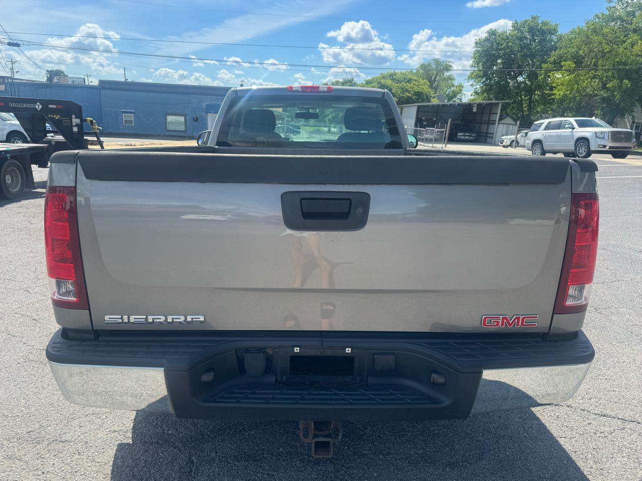 GMC Sierra 1500 2WD Reg Cab 133.0" Work Truck 2012