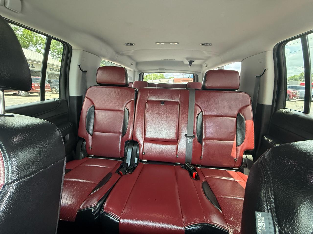 Chevrolet Suburban 4WD 4dr 1500 LS 2017
