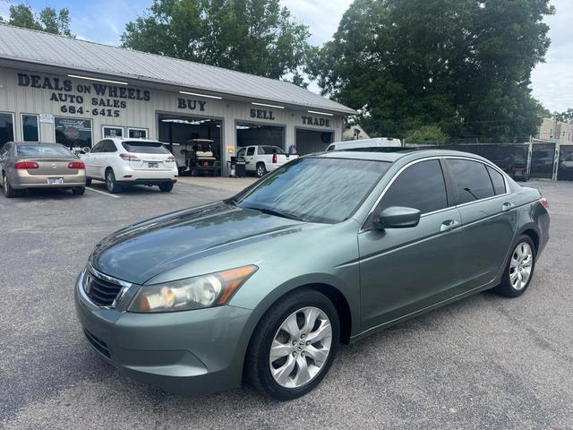 Green 2009 Honda Accord Sedan Front-Wheel Drive Automatic