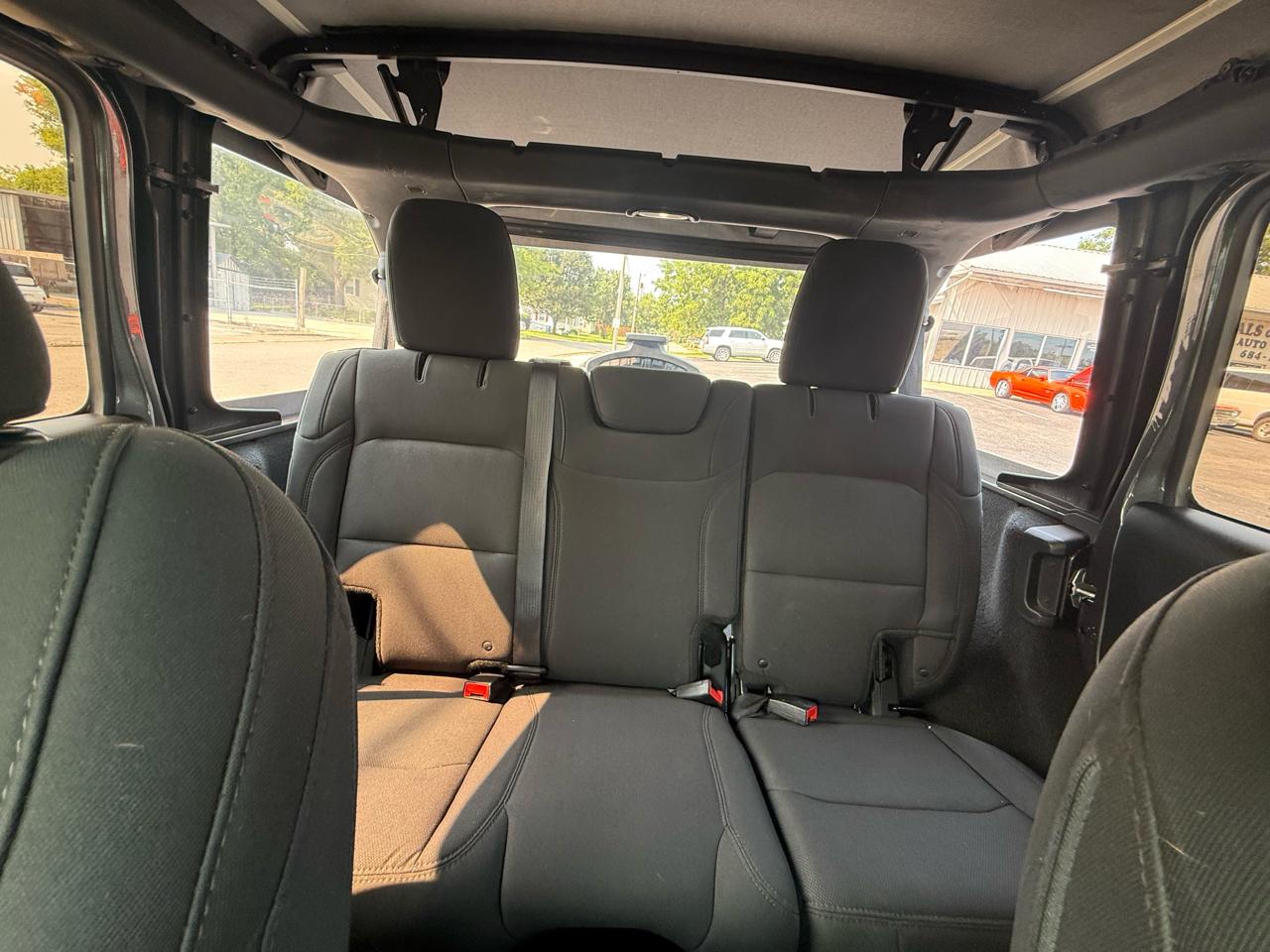 Jeep Wrangler Unlimited Sport 4x4 2018