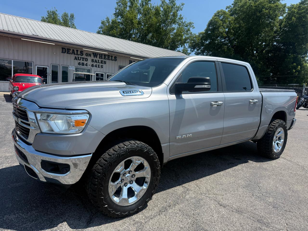 RAM 1500 Big Horn/Lone Star 4x4 Crew Cab 5'7" Box 2019
