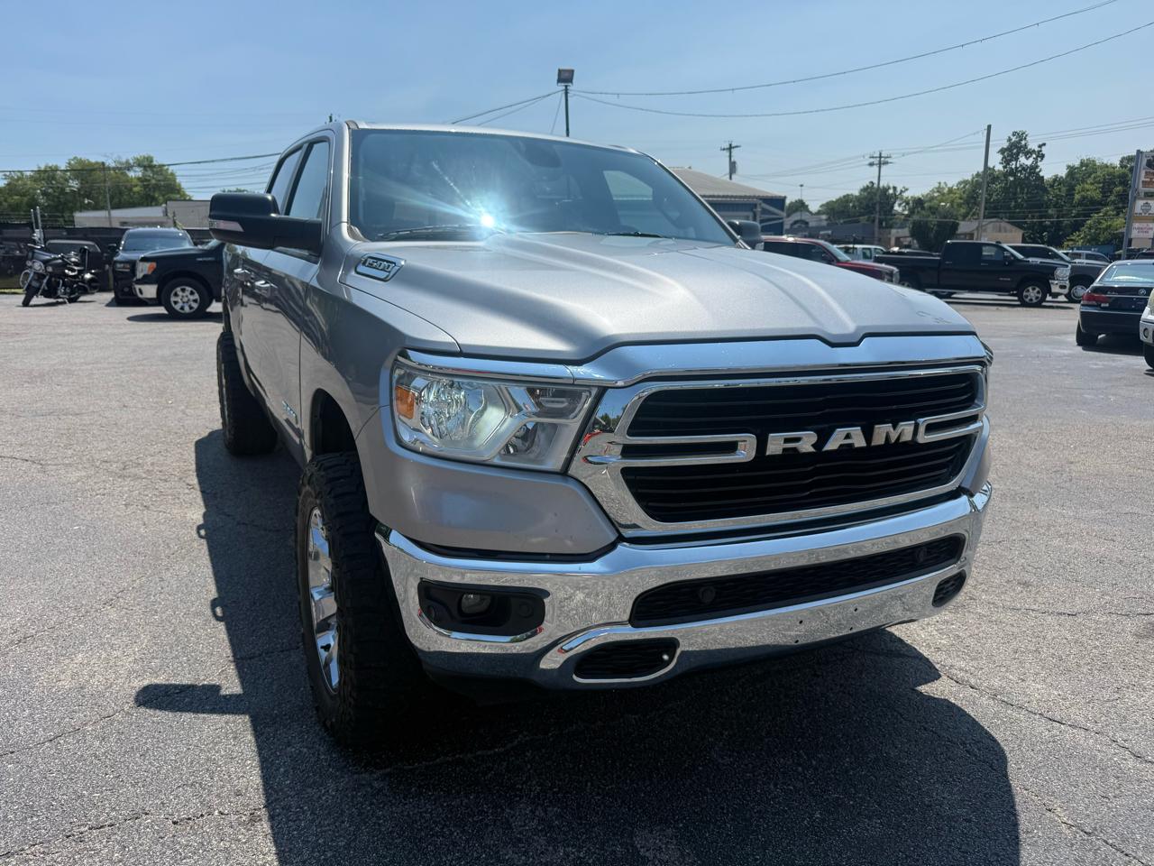 RAM 1500 Big Horn/Lone Star 4x4 Crew Cab 5'7" Box 2019