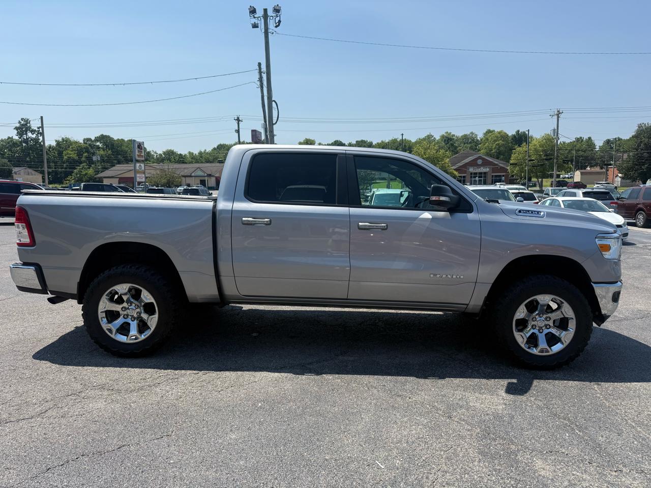 RAM 1500 Big Horn/Lone Star 4x4 Crew Cab 5'7" Box 2019