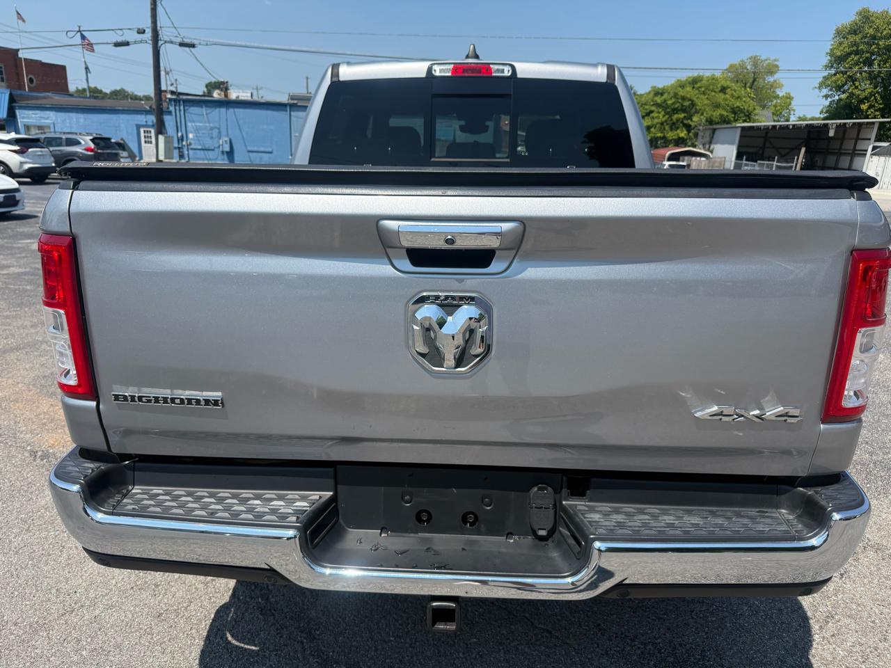 RAM 1500 Big Horn/Lone Star 4x4 Crew Cab 5'7" Box 2019