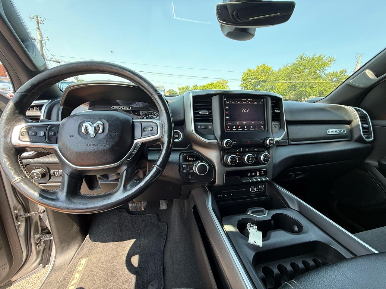 RAM 1500 Big Horn/Lone Star 4x4 Crew Cab 5'7" Box 2019