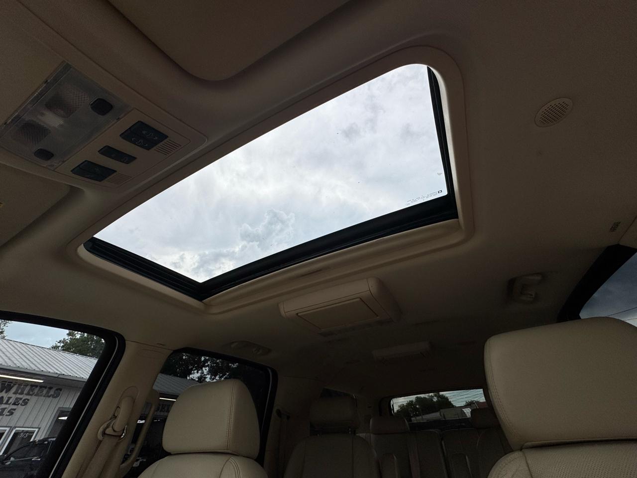 Cadillac Escalade ESV AWD 4dr 2008