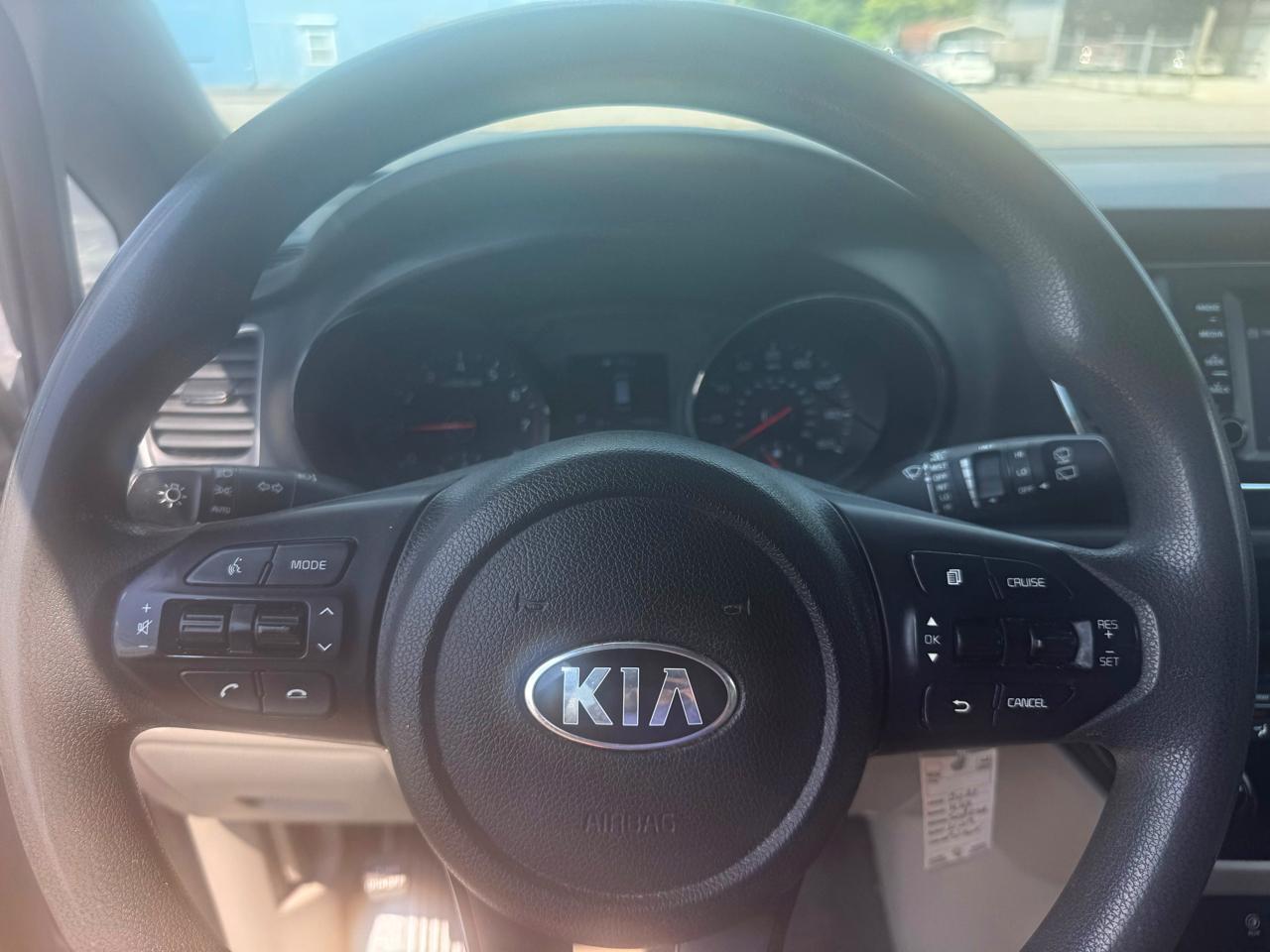 Kia Sedona LX FWD 2021