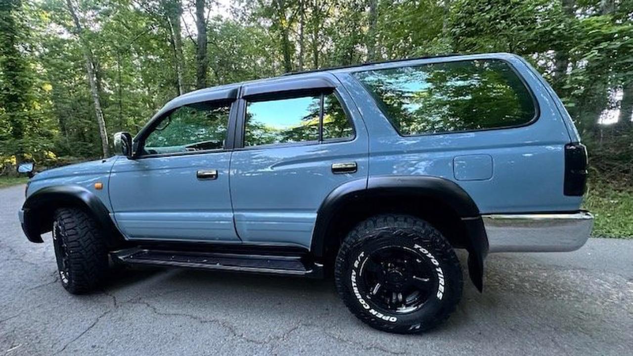 Toyota Hilux Surf  1999