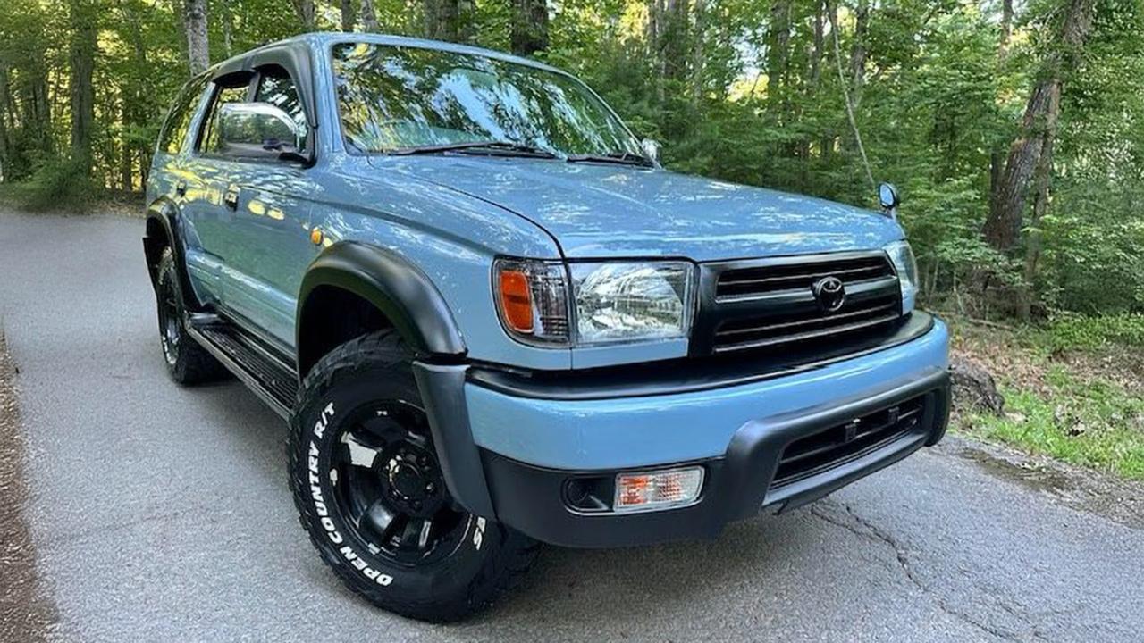 Toyota Hilux Surf  1999