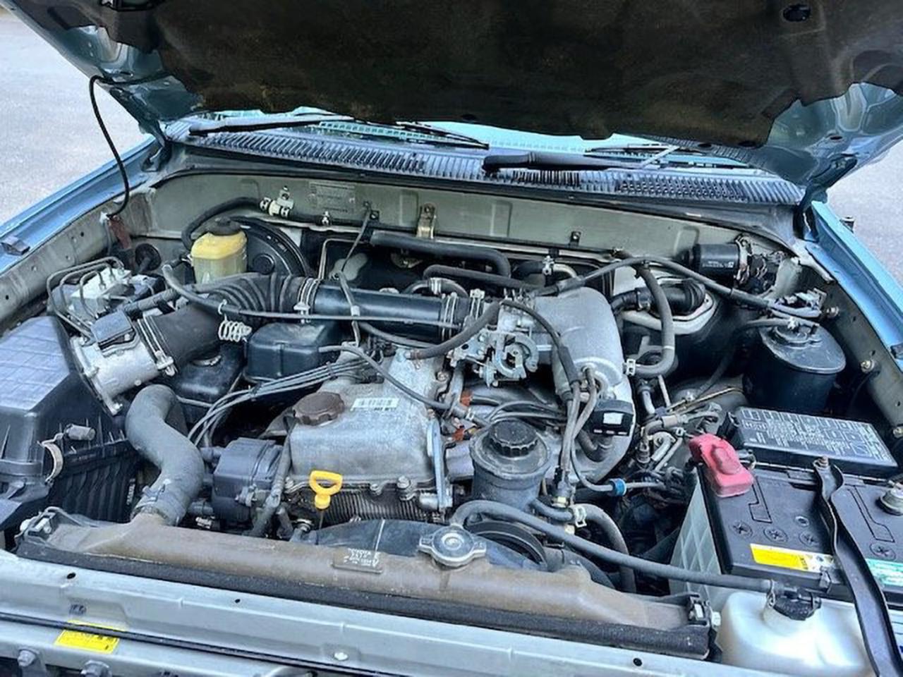 Toyota Hilux Surf  1999