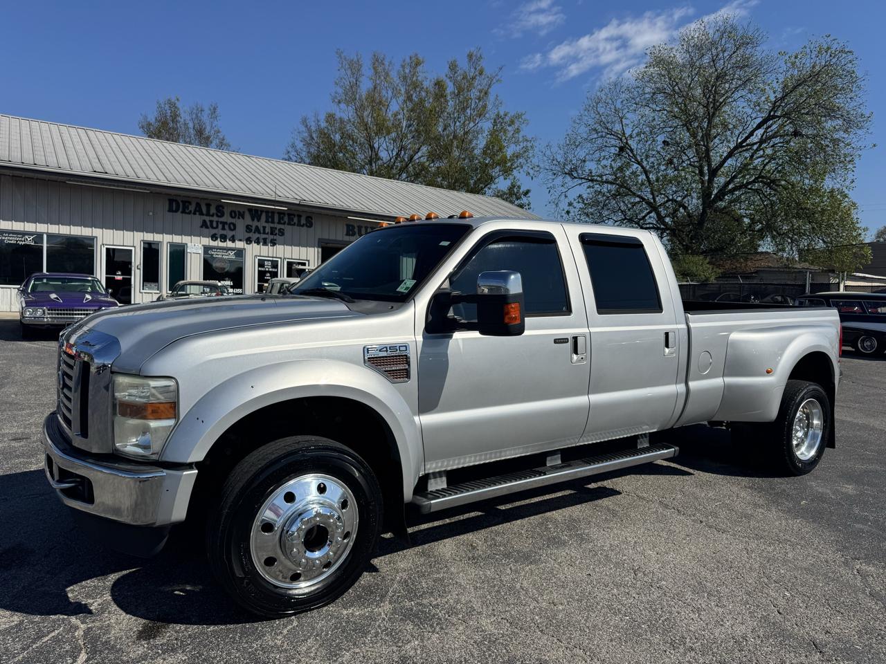2010 Ford Super Duty F-450 DRW 2WD Crew Cab 172" XL