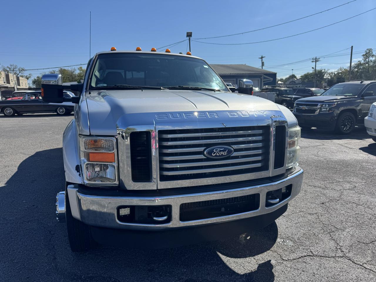 Ford Super Duty F-450 DRW 2WD Crew Cab 172" XL 2010