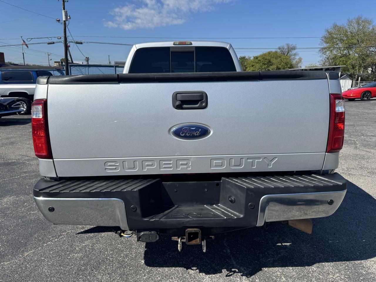 Ford Super Duty F-450 DRW 2WD Crew Cab 172" XL 2010