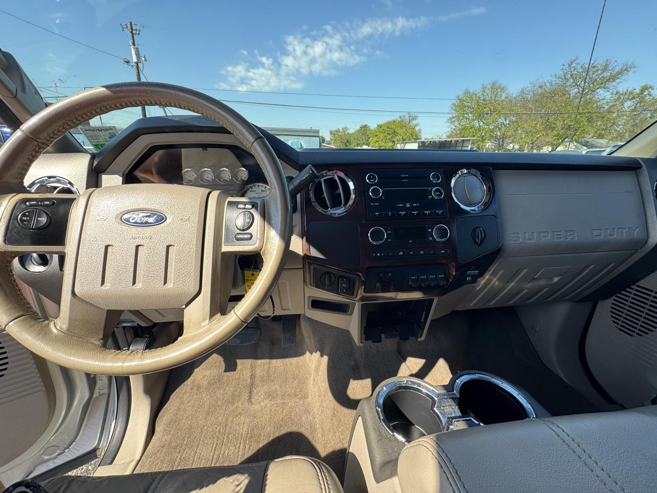 Ford Super Duty F-450 DRW 2WD Crew Cab 172" XL 2010
