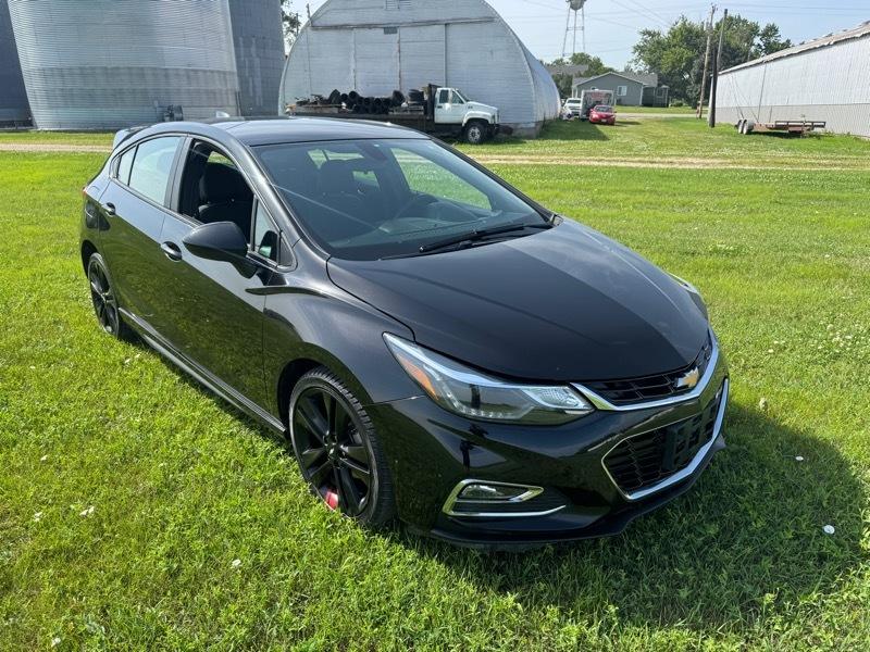 2018 Chevrolet Cruze LT Hatchback Auto's photo