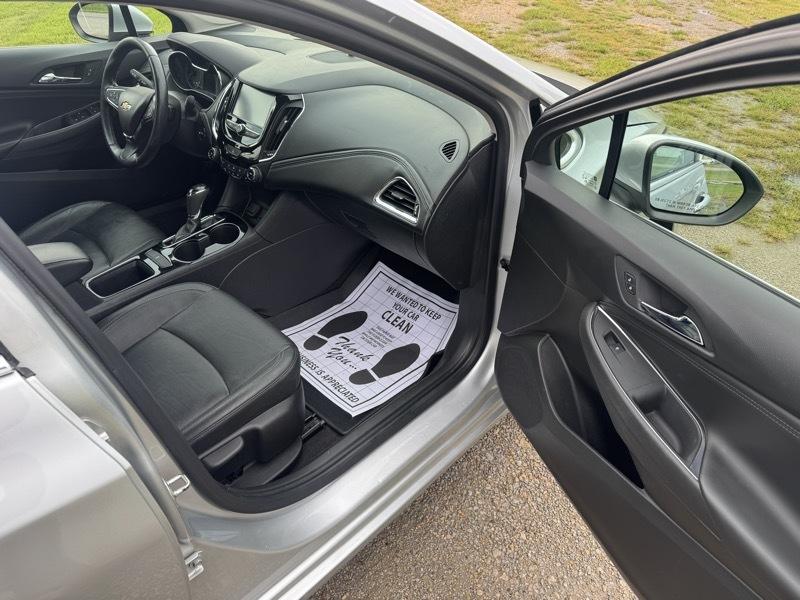 Chevrolet Cruze Premier Hatchback 2018