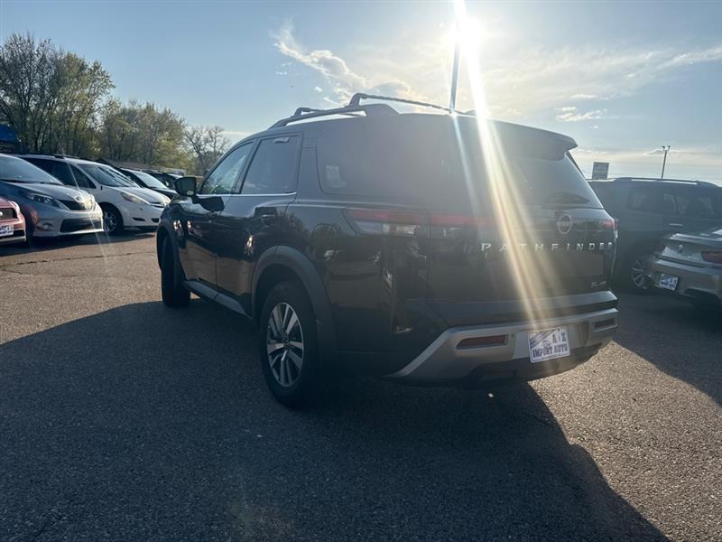 Nissan Pathfinder SL 4WD 2022