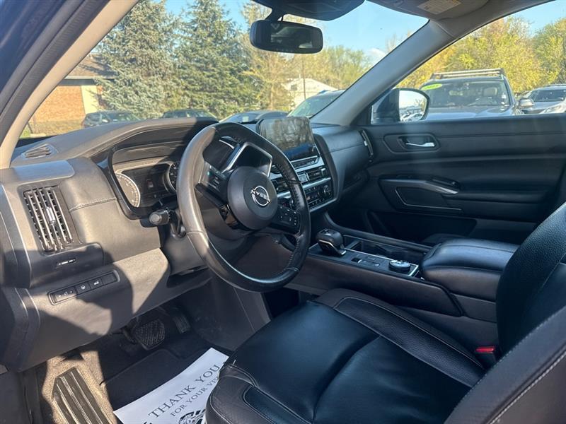 Nissan Pathfinder SL 4WD 2022