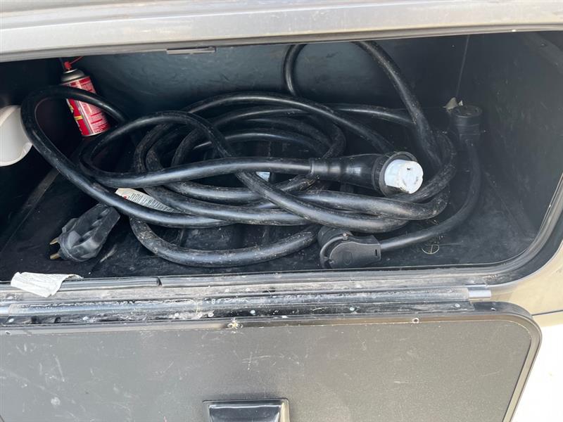 Ford F-550 Regular Cab DRW 4WD 2022