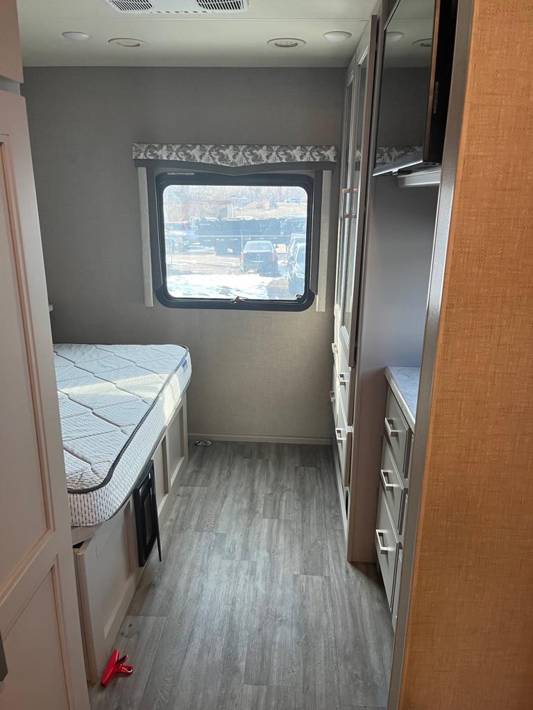 Ford F-550 Regular Cab DRW 4WD 2022