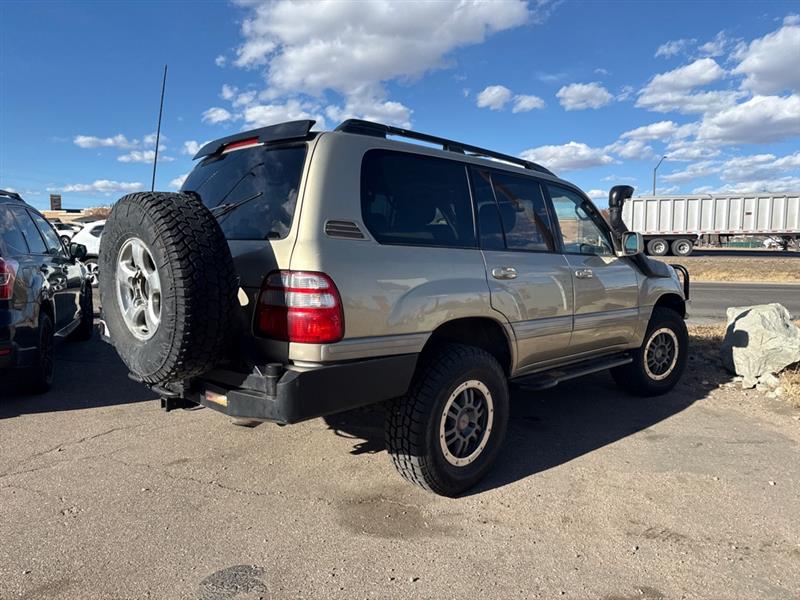 Toyota Land Cruiser 4WD 2005